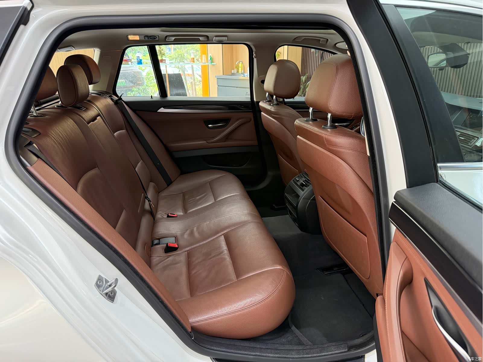 BMW 5 Series, 2014 25