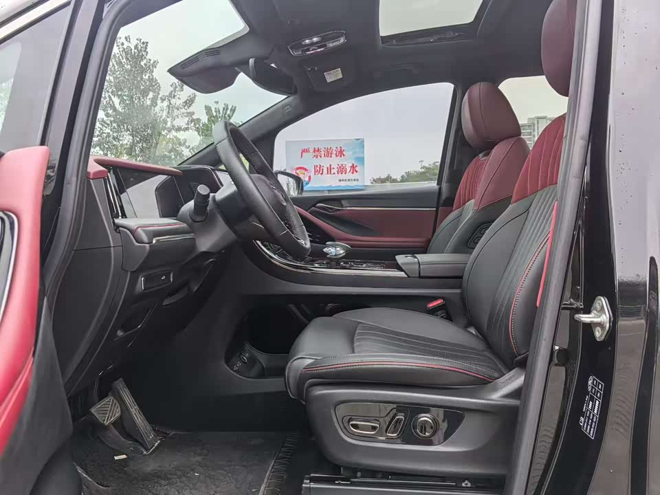 Trumpchi Trumpchi M8