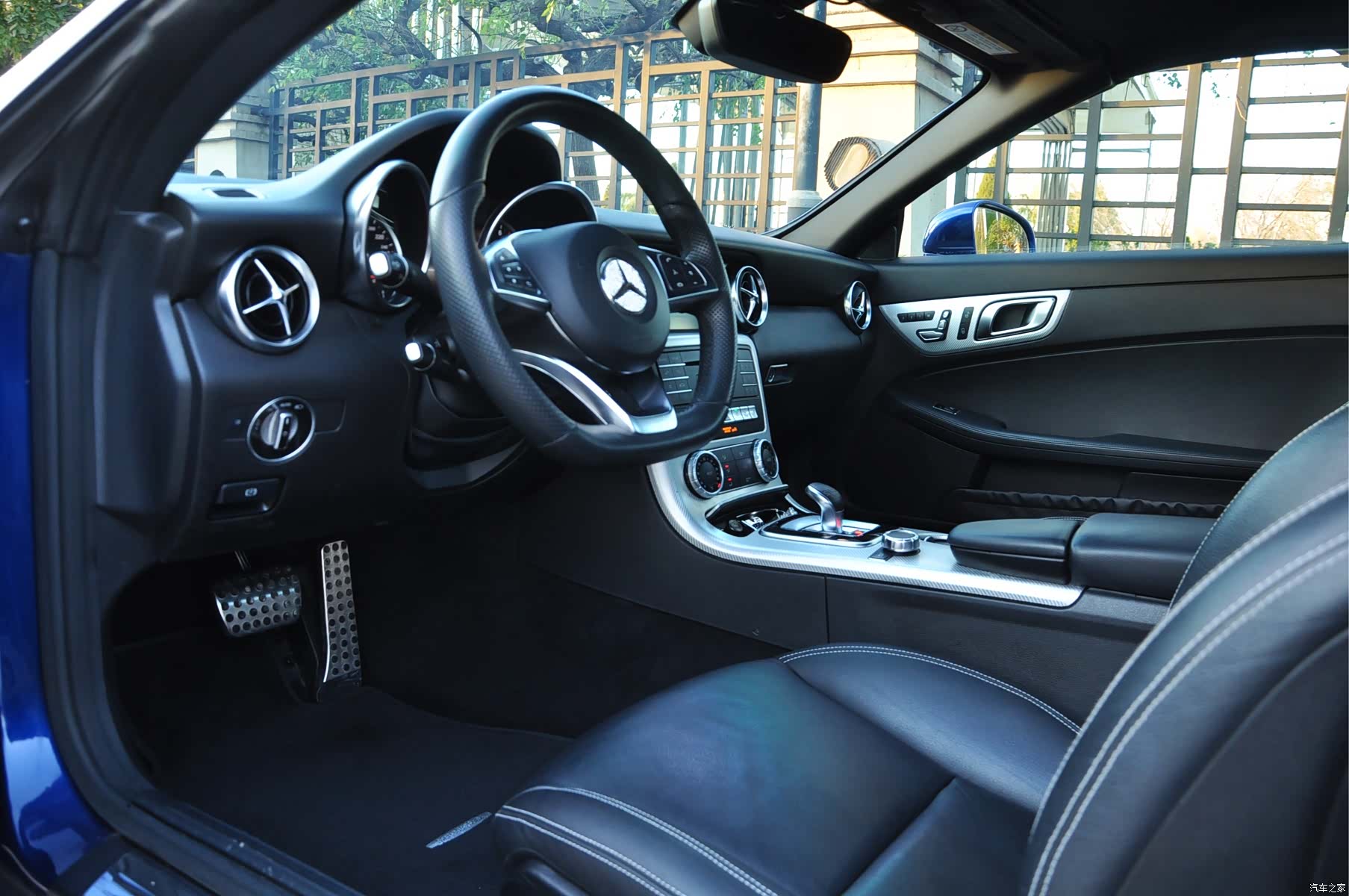 Mercedes-Benz SLC, 2017 11