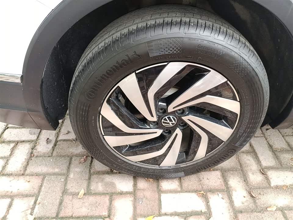 Volkswagen Tiguan L Volkswagen Tiguan L