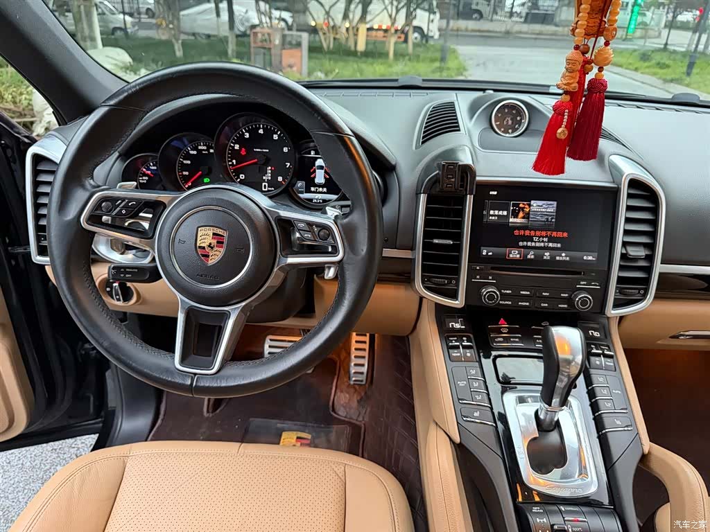 Porsche Cayenne, 2016 15