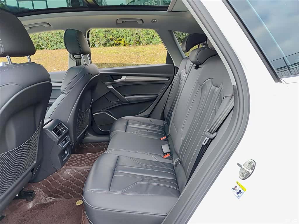 Audi Q5L, 2022 8