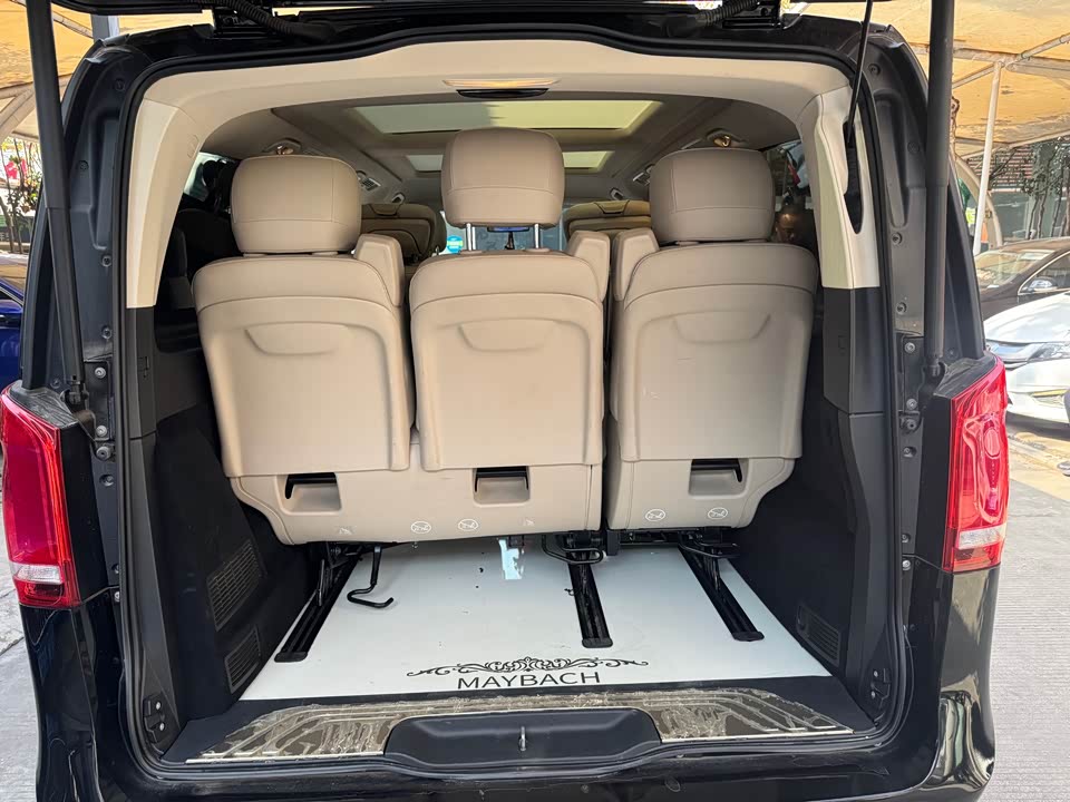 Mercedes-Benz V-class