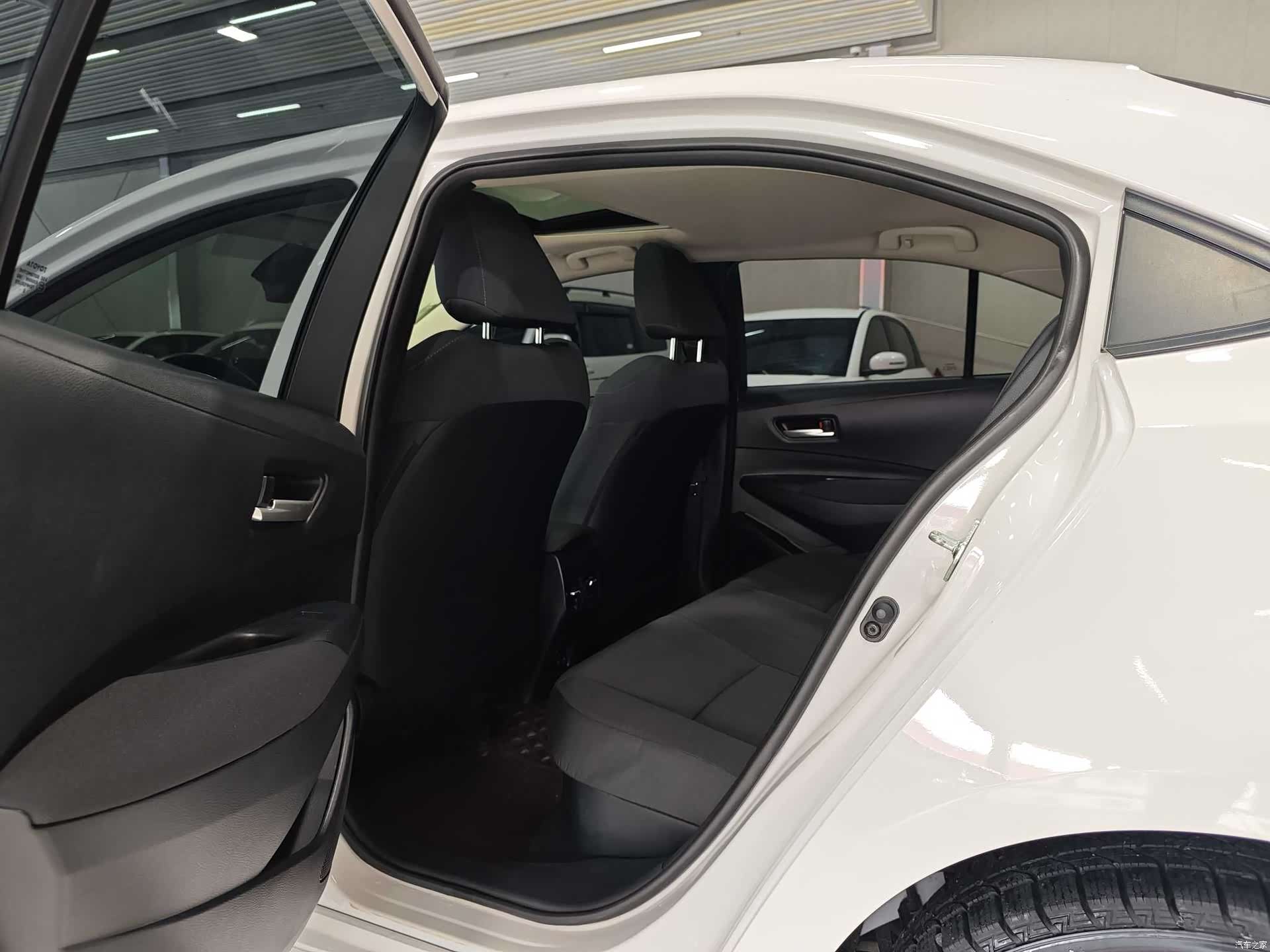 Toyota Corolla, 2023 11