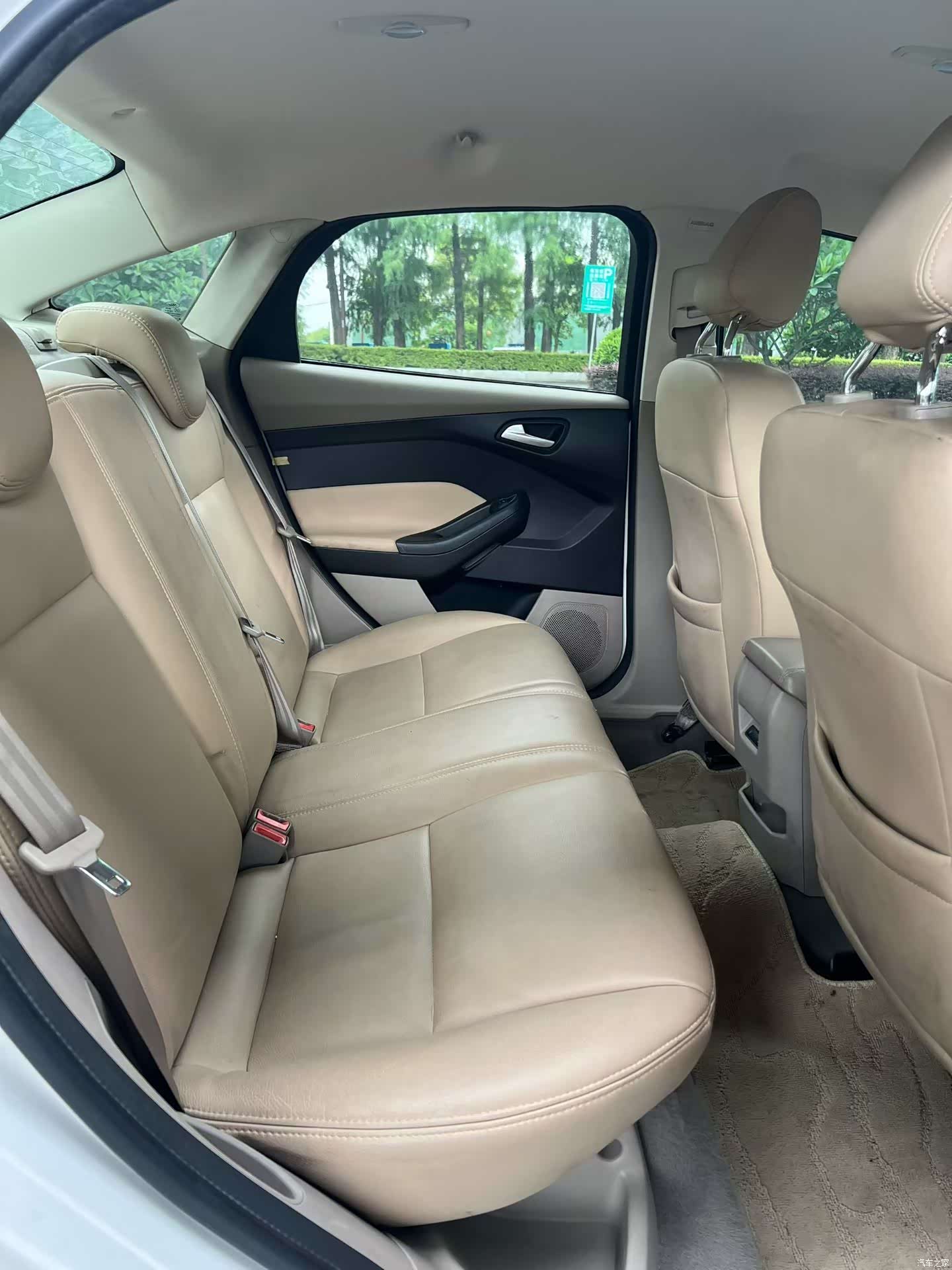 Ford Focus, 2015 9