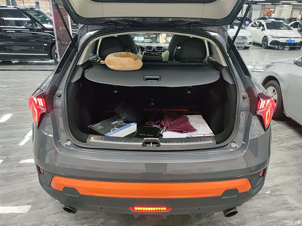Lynk & Co 01, 2019 19