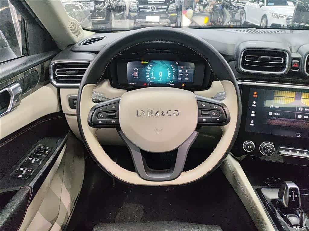 Lynk & Co 01, 2019 11
