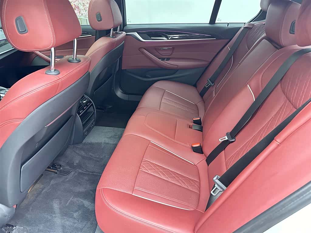 BMW 5 Series, 2022 16