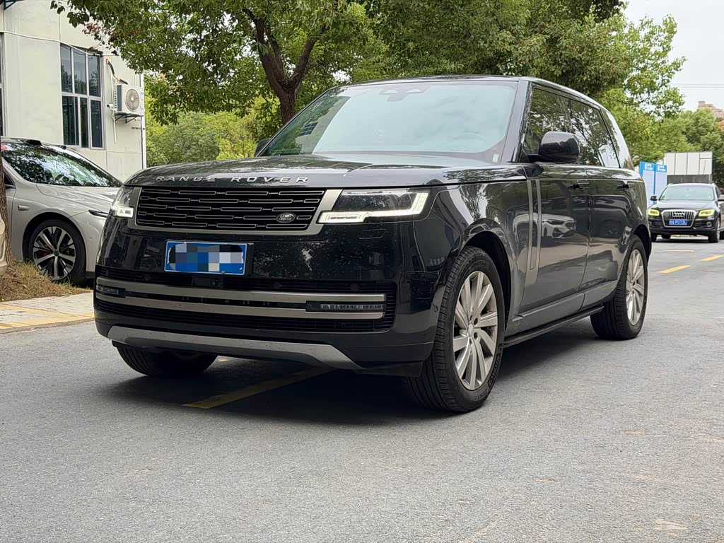 Land Rover Range Rover 2024 3.0 L6 400PS Long Wheelbase мест
