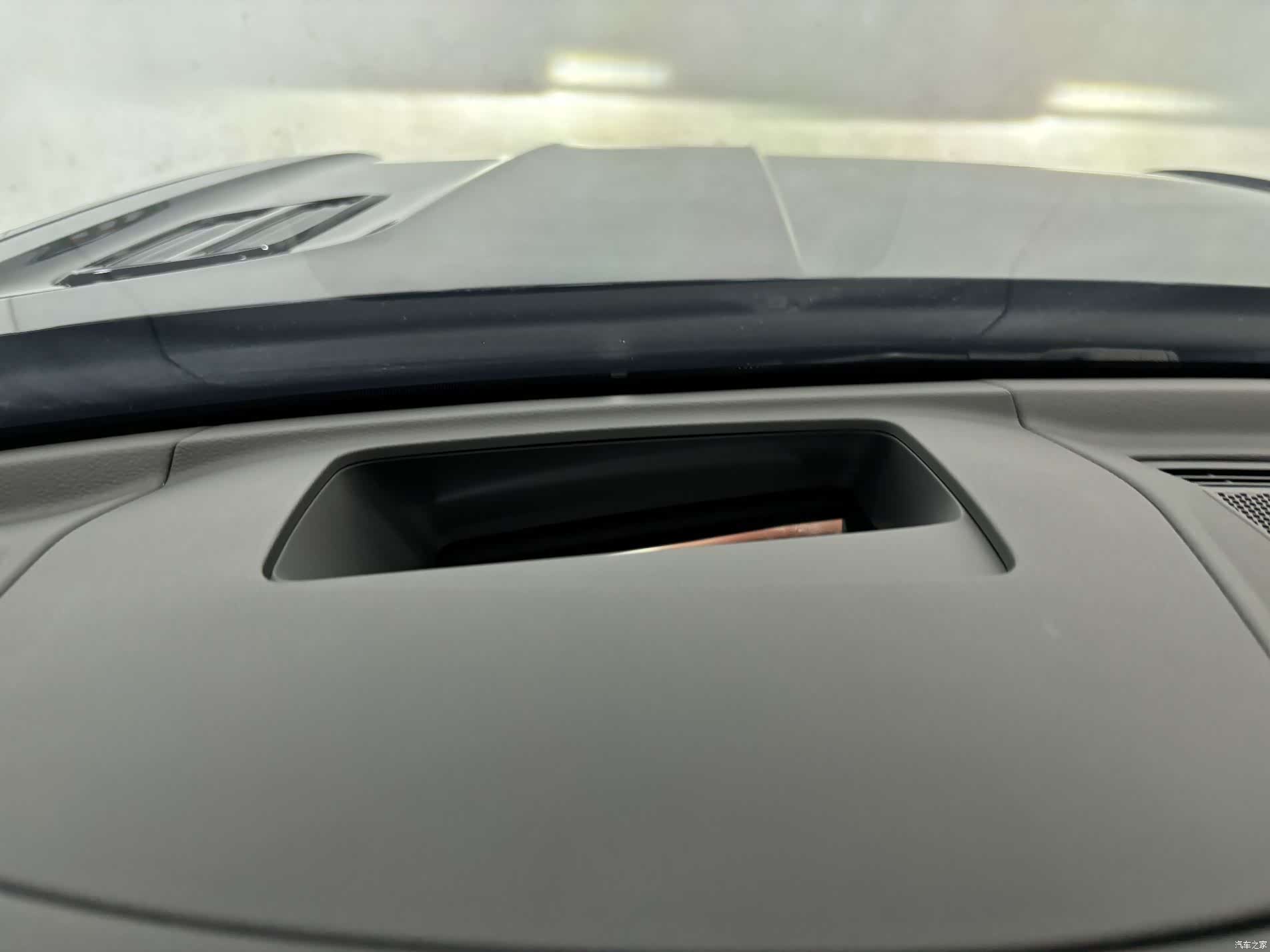 Volkswagen Teramont X, 2025 19