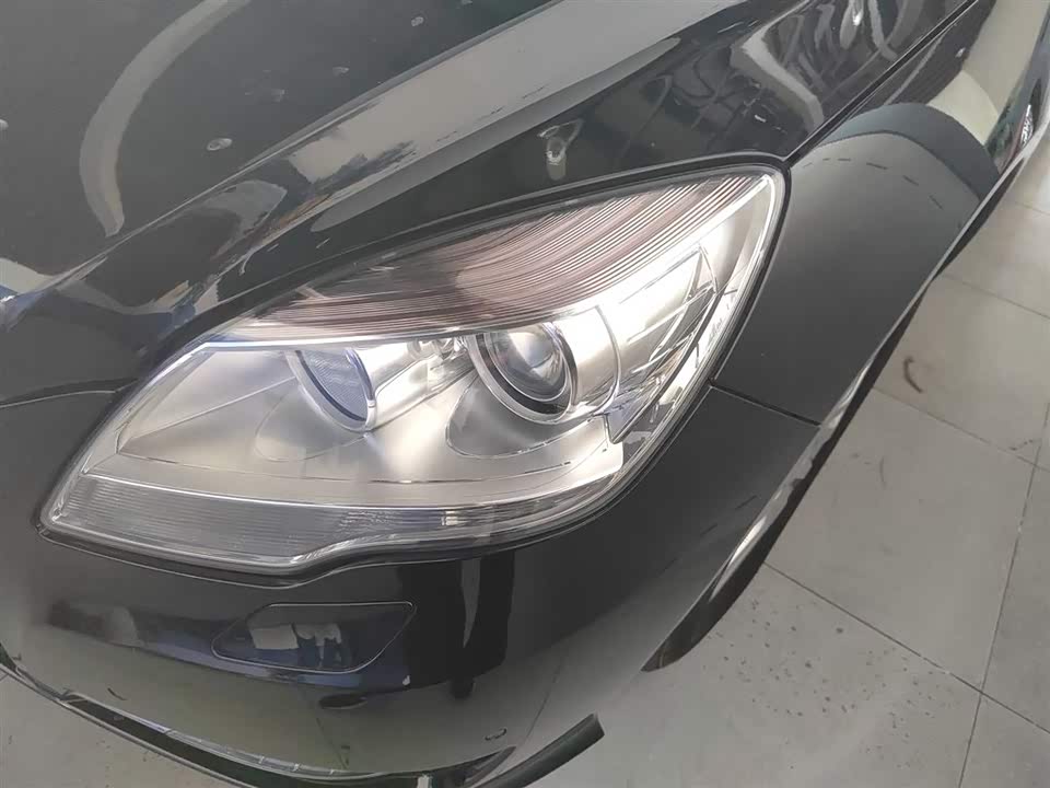 Mercedes-Benz R-class