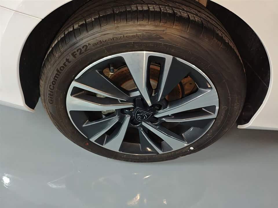 Peugeot 408 Peugeot 408