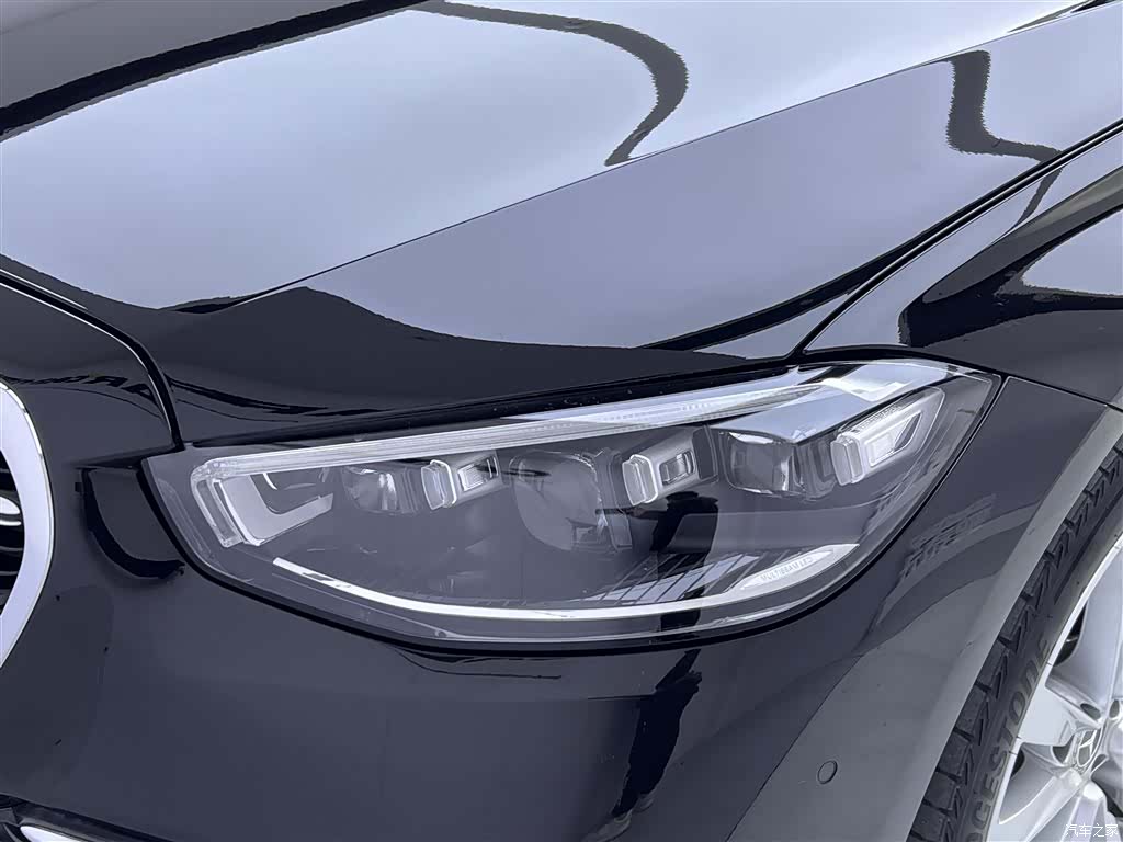 Mercedes-Benz S-Class, 2023 9
