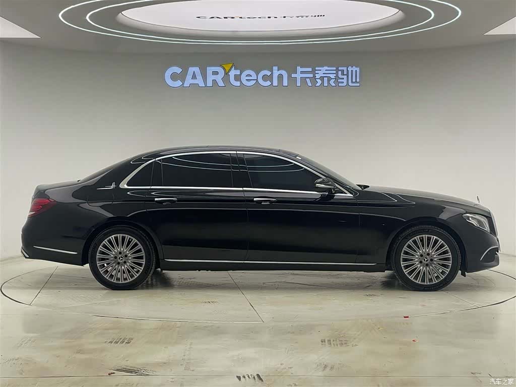 Mercedes-Benz E-Class, 2020 4