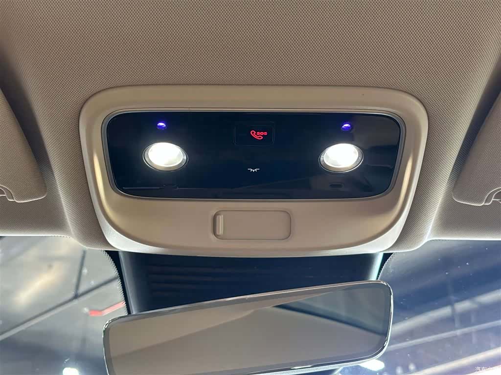 AITO M5, 2022 26