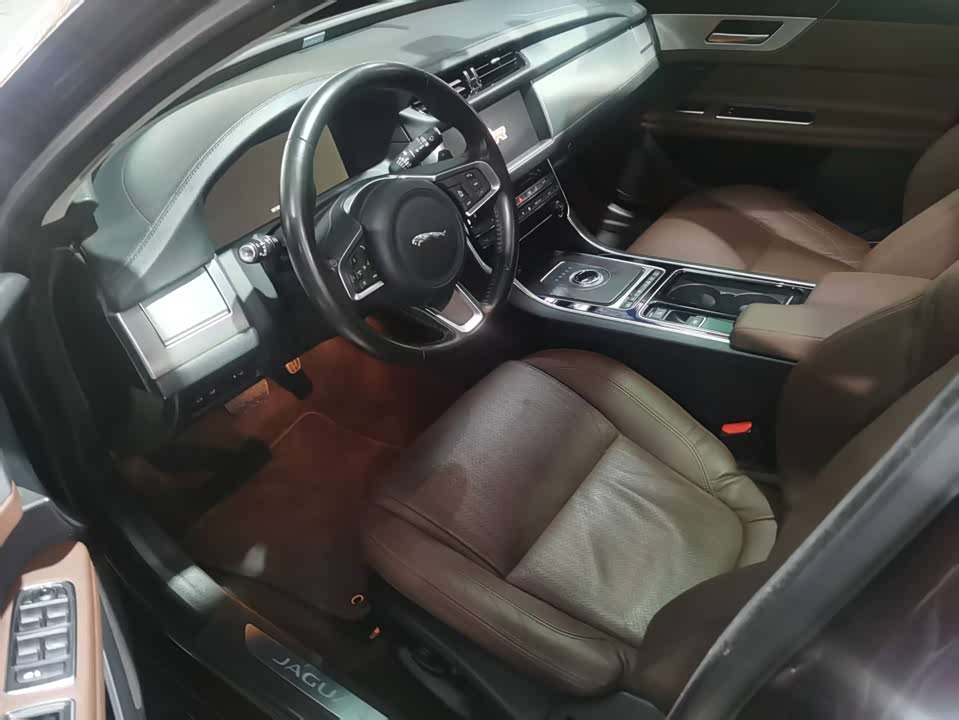 Jaguar XFL Jaguar XFL