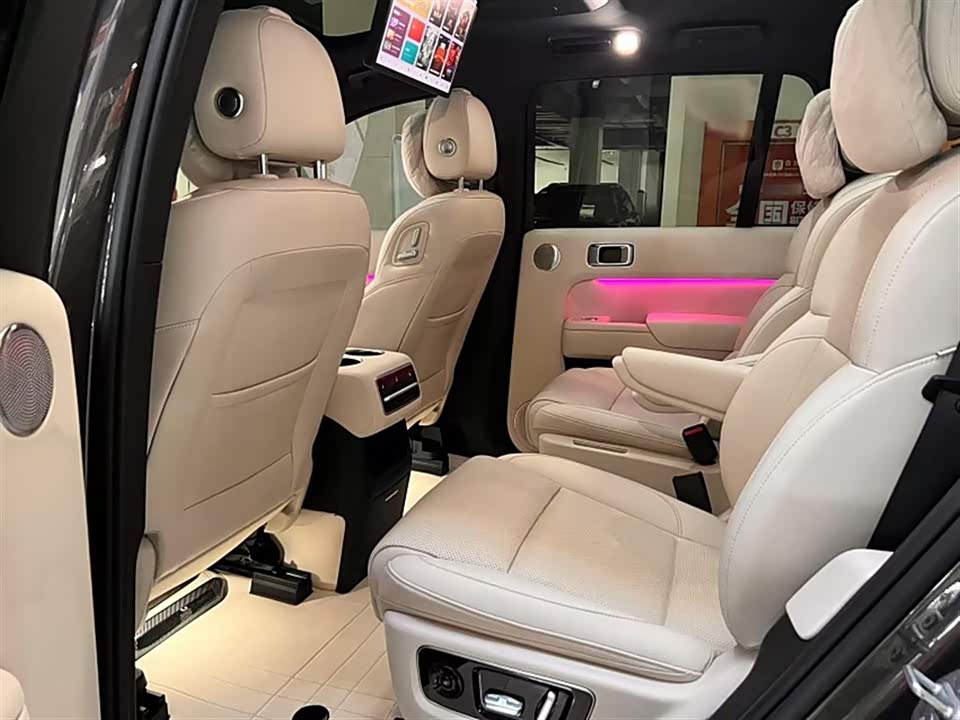 Li Auto Ideal L8