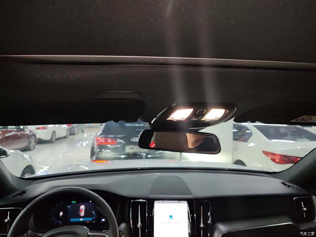 Volvo XC60, 2025 18