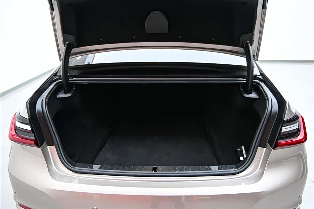 BMW 7 Series, 2021 38