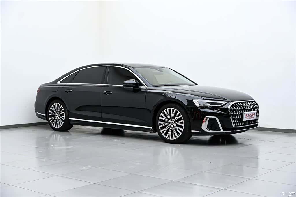 Audi A8L, 2024 4