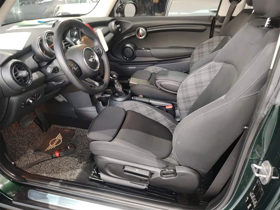 MINI MINI