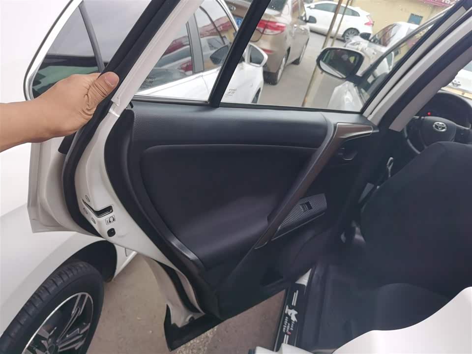 Toyota RAV4 Rongfang