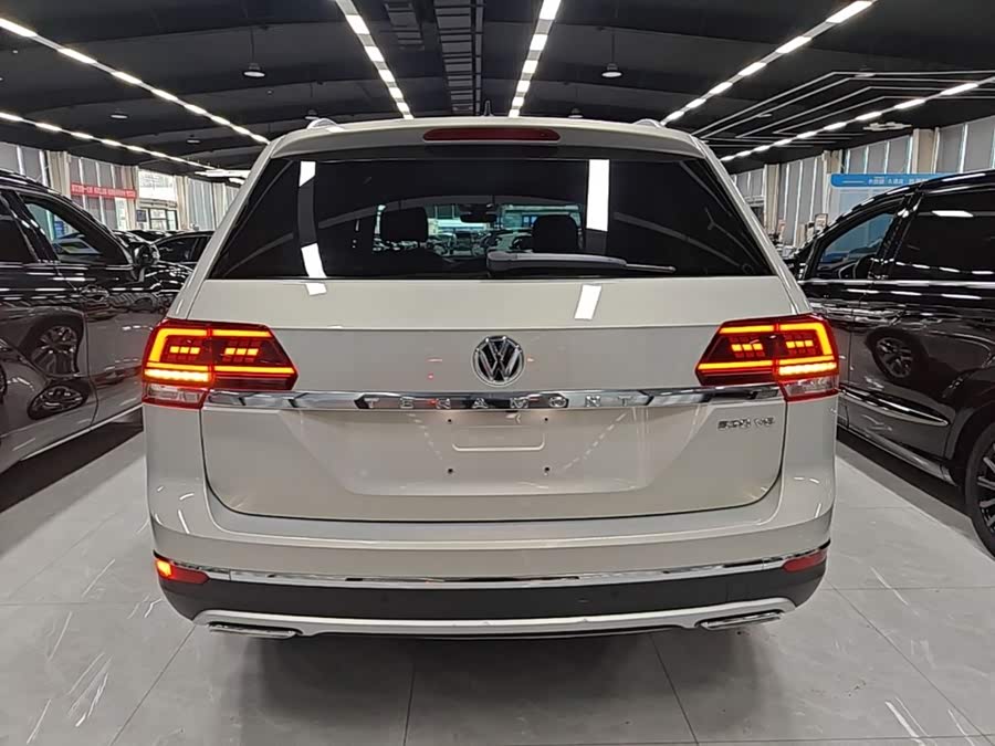 Volkswagen Teramont 2017, фото 6