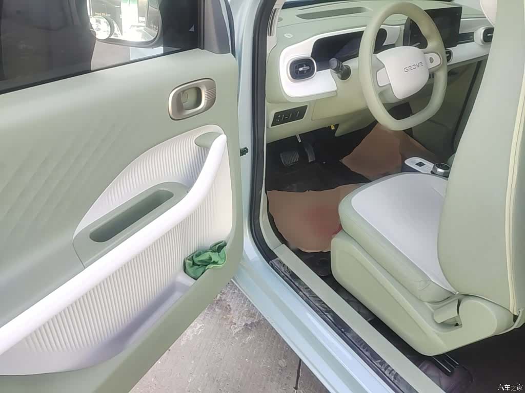 Geely Panda, 2025 16