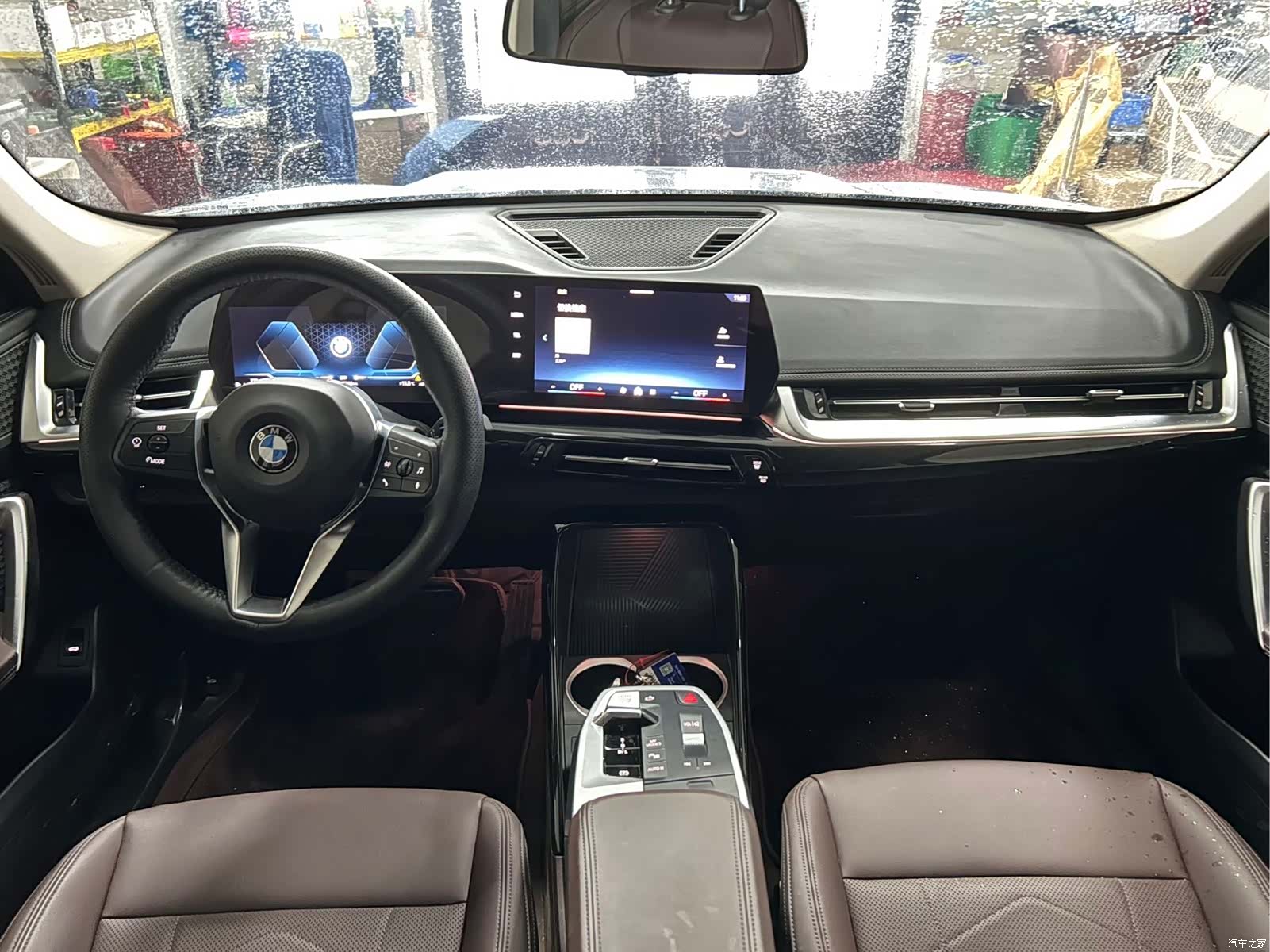 BMW X1, 2023 все фото