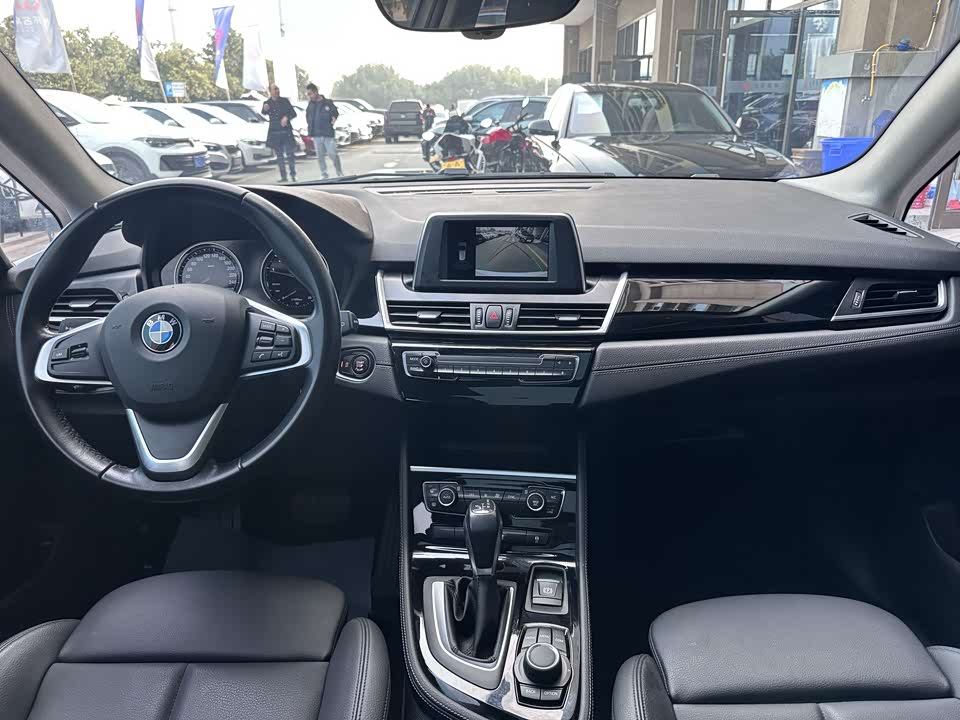 BMW 2 series station wagon