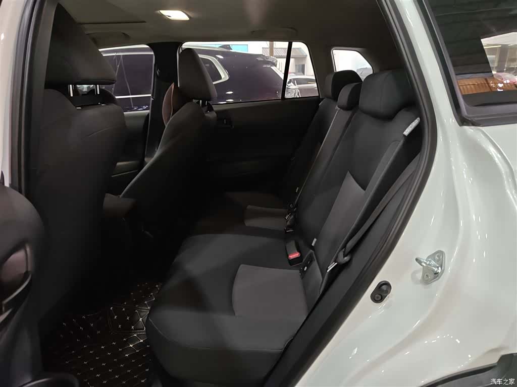 Toyota Frontlander, 2024 17