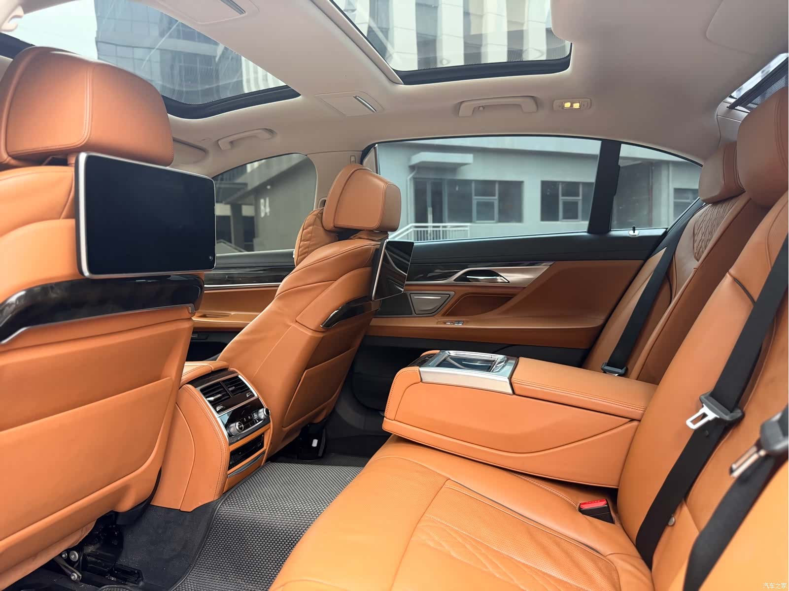 BMW 7 Series, 2016 6