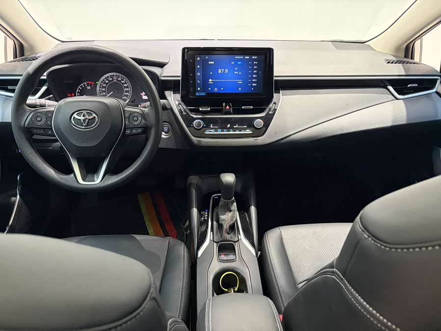 Toyota Corolla 2022, фото 14