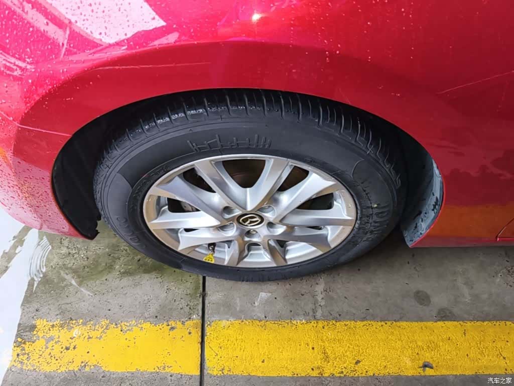 Mazda Mazda3, 2016 23