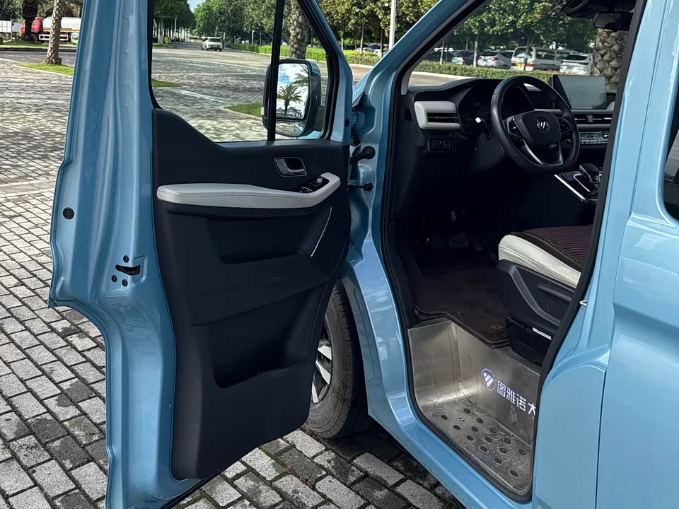 Foton Tuyano Big V