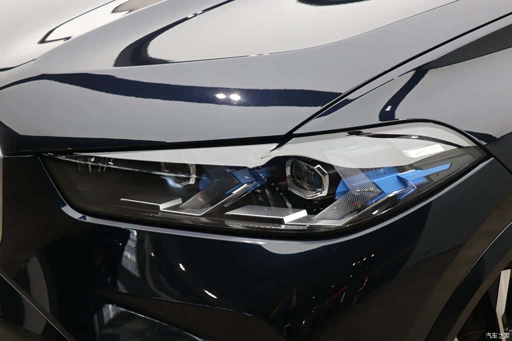 BMW X5, 2024 25