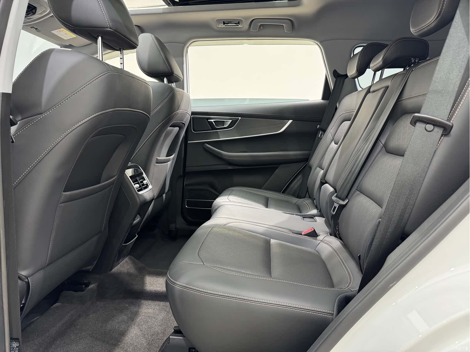Chery Tiggo 8, 2021 19