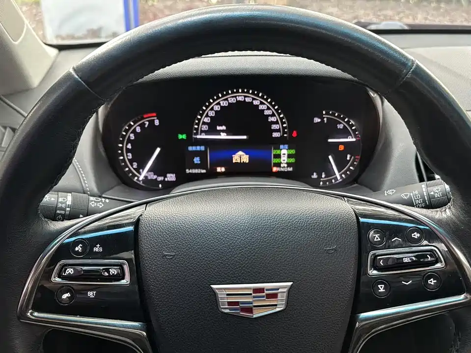 Cadillac ATS-L