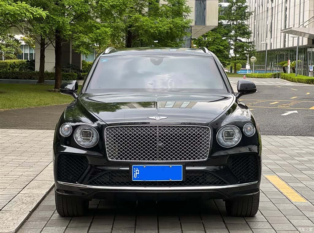 Bentley Bentayga, 2020 2