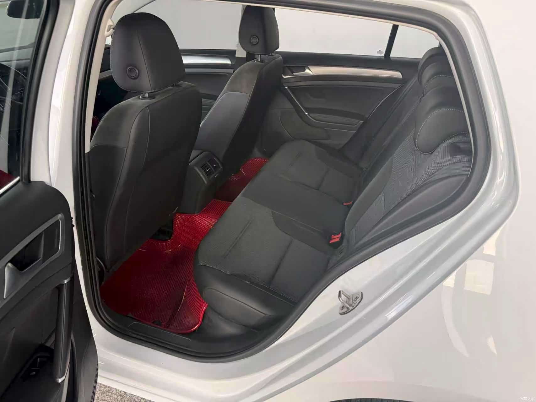 Volkswagen Golf, 2019 8