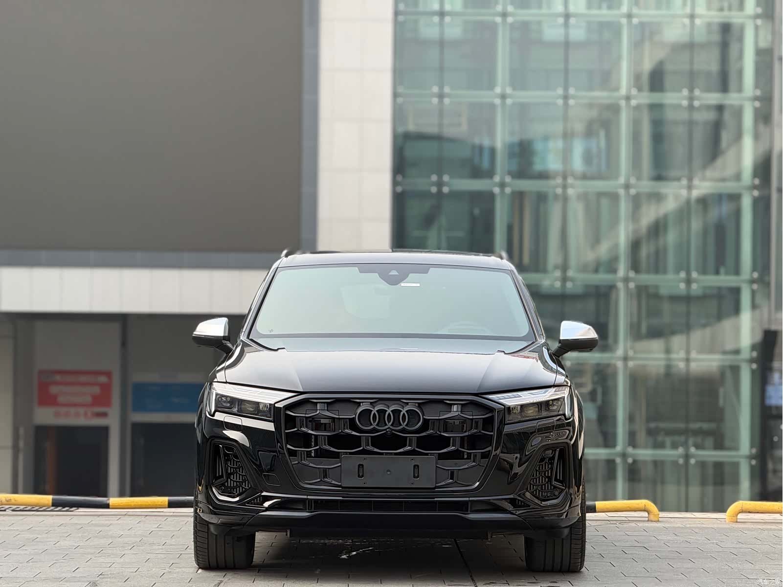 Audi Q7, 2025 все фото