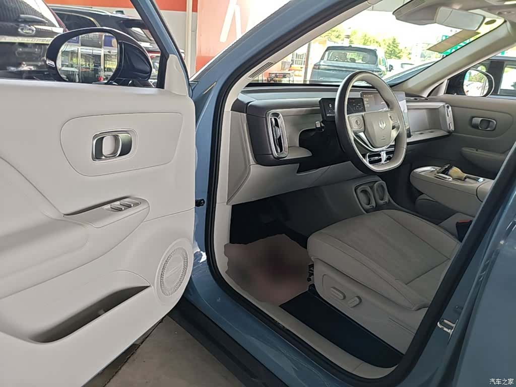 Leapmotor B10, 2025 16