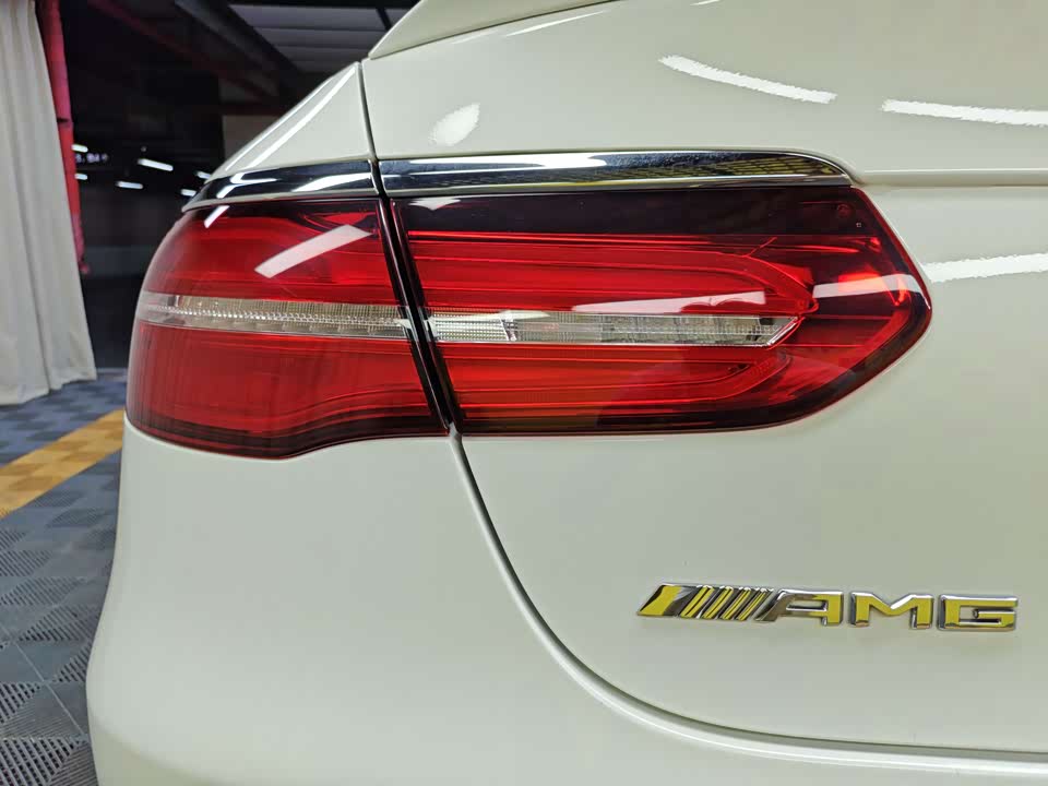 Mercedes-Benz GLC Coupe AMG Mercedes-Benz GLC Coupe AMG