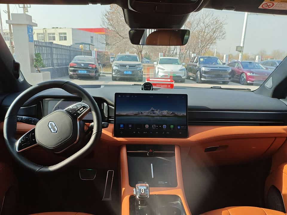 AITO Ask the world M7