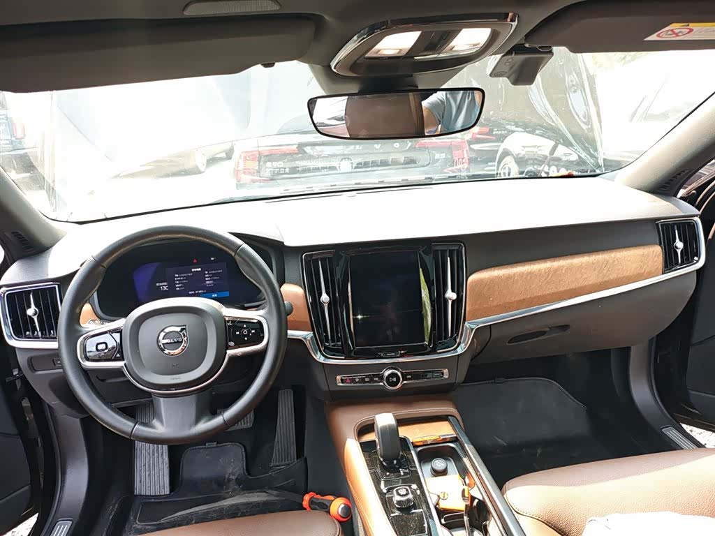 Volvo S90, 2024 10