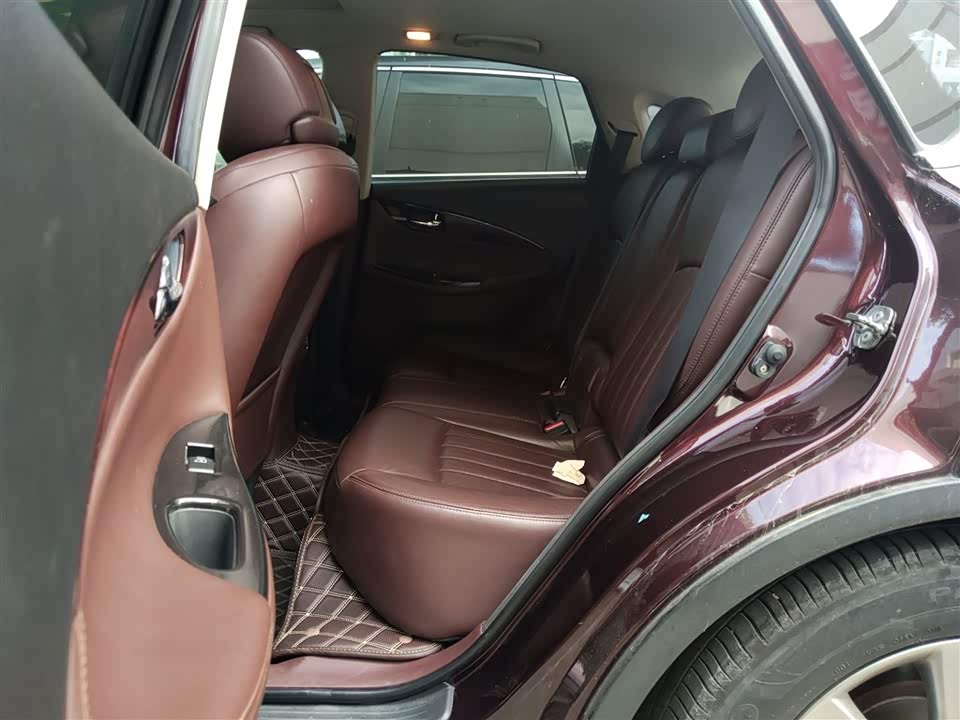 Infiniti QX50