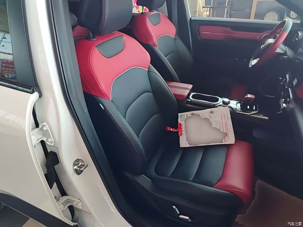 Geely Icon, 2022 25