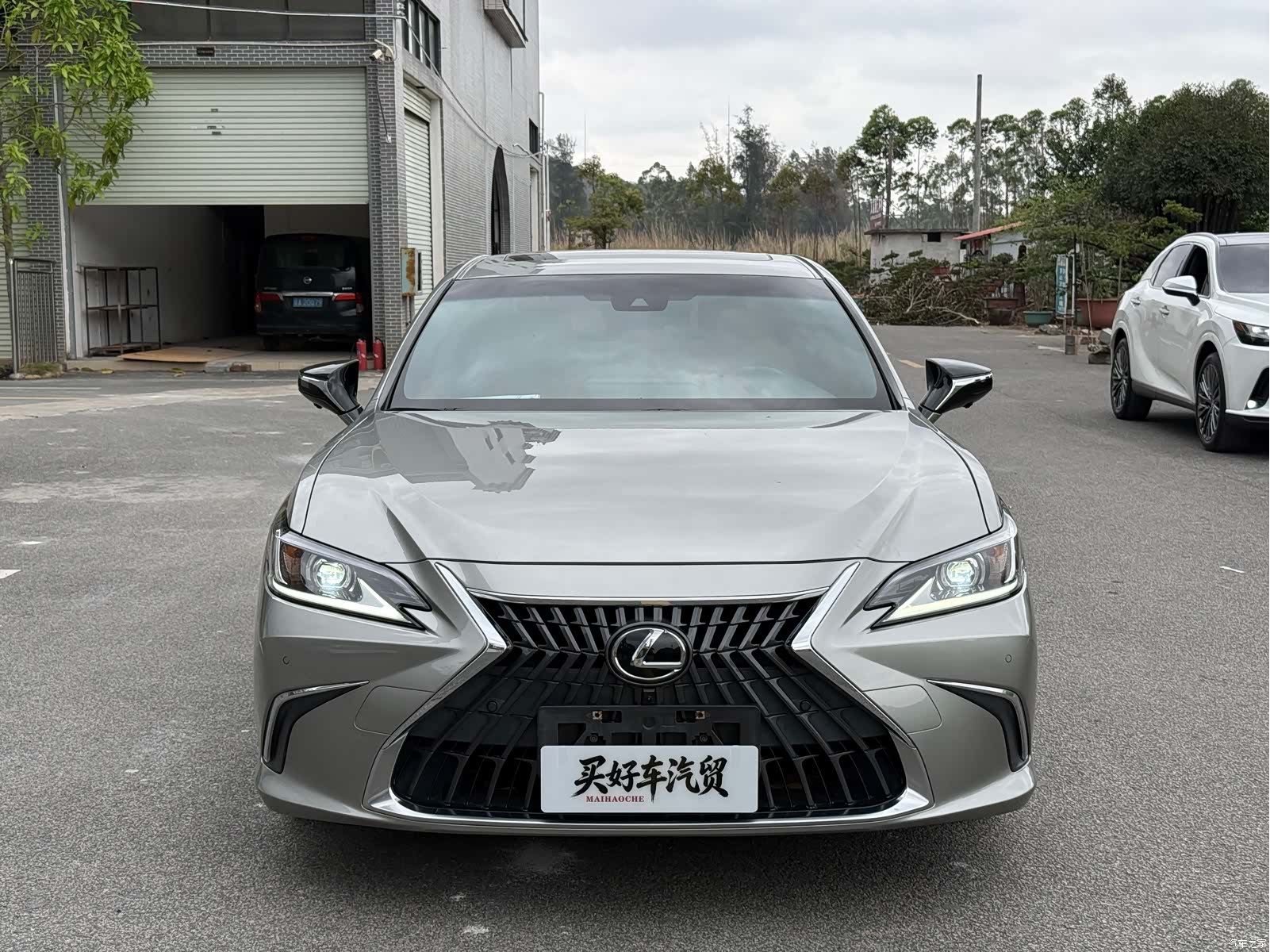 Lexus ES, 2022 2