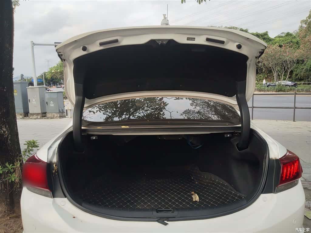 Honda Spirior, 2015 14