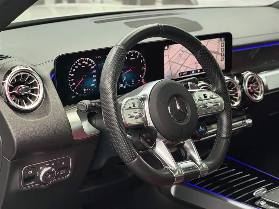 Mercedes-Benz GLB AMG